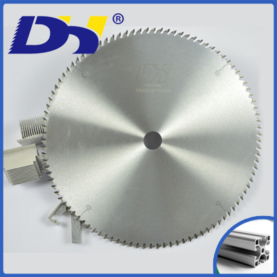 如何才是使用鋁材鋸片的角度？