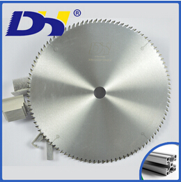 如何才是使用鋁材鋸片的角度？